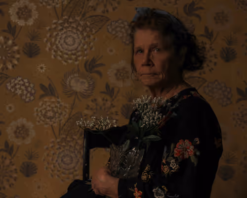 Item #109162157552346088047496633038404394118504199992061596446112929545756547743745 Media