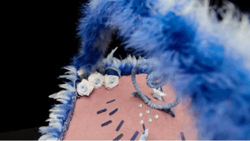 Item #36458672463555154317397711956410257440863014779385107892088361484869347311628 Media