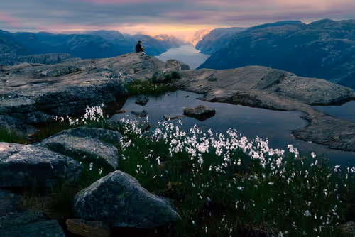 Item #74560649326607298578853393268143794665781666052470848563380919855047073857537 Media