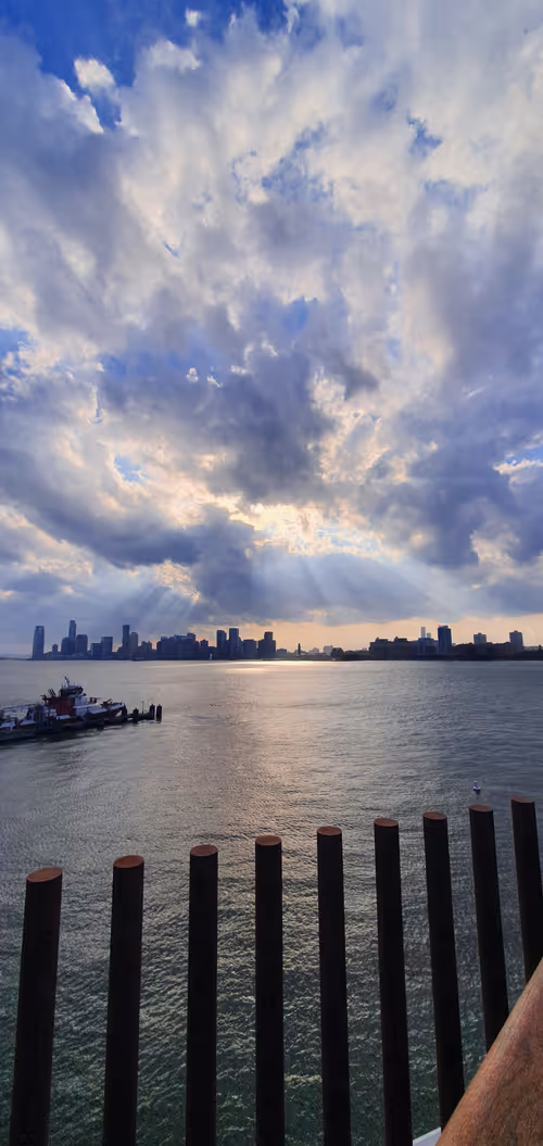 Item #113362109709365944141137886500163150931447814244950449187042120718334835032065 Media