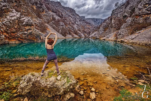 Item #65345487953311582179904319908136273825398030986349115812322284608426837278721 Media