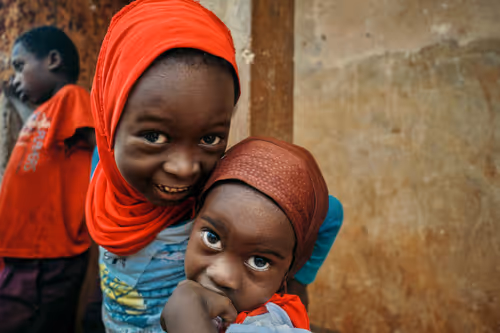 Item #81057615018985245267668409952199543064735075507553677475786031549924845289473 Media