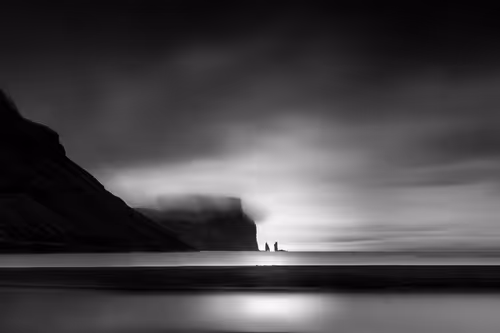 Item #113242797444719608075232257064219215273276015267890432477770059557854970380289 Media