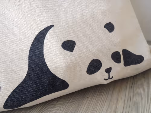 Item #105322358618701185533743754469895824107639028648078310589264470448798317936641 Media