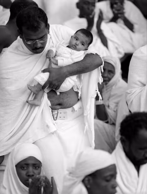 Item #104023740810564835841193669155962903667755292724793948450672365523154820399105 Media