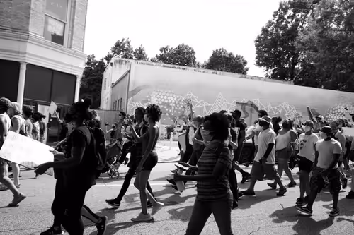 Item #57843955918540518308012149156386933061045149773487929366638830623553946124289 Media