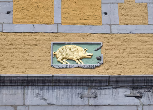 Item #916077490281078954391891268022086119289121145792755899354399167242125180929 Media