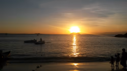 Item #107015995692476564277059662428340870813755723482141384532327424539421485039617 Media