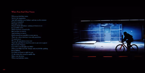 Item #107893354467280831285173004603476798979518626988074565448392798069724752642049 Media