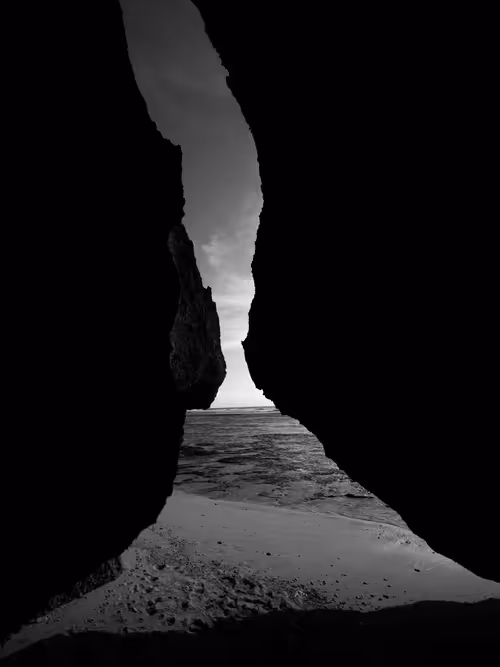 Item #97299197670576688169135242576959850036431919373710156993917717272002698412033 Media