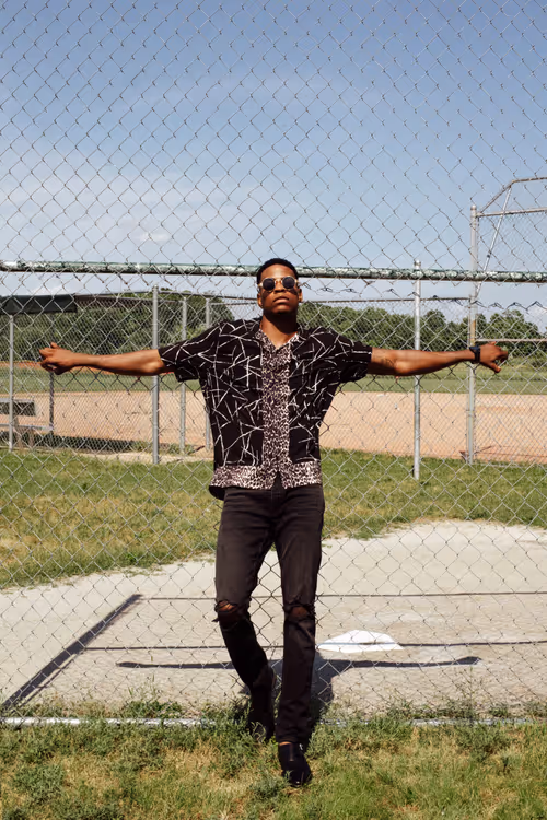 Item #33236787763217708342919222781243966948826308634410916301259422257531079098369 Media