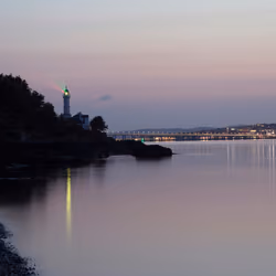 Rave lighthouse