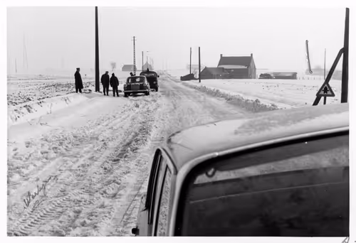 Item #81605143874735396064312735428883903564068242767550807813730910826455761944577 Media