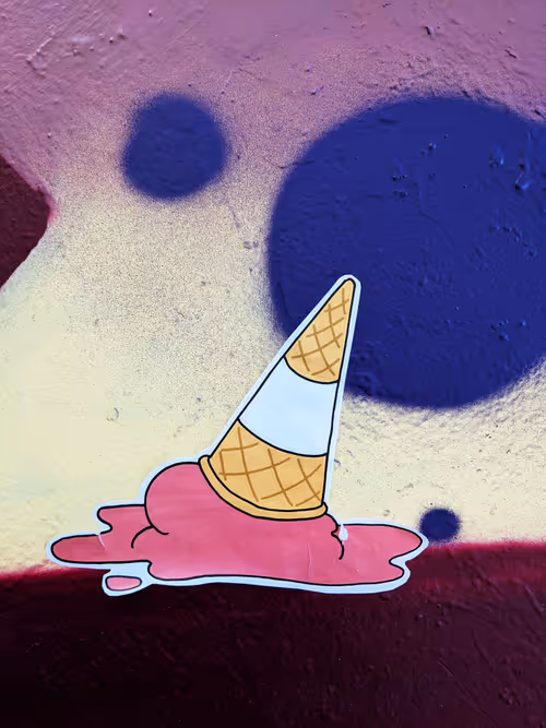 Item #74514486366930999863183303937488495413909095535195909856011804917193542467585 Media