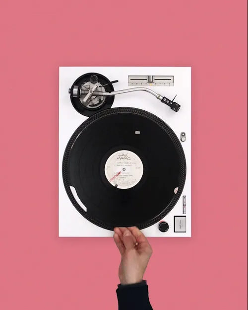 Item #59419360684416734486908059768605667177815651271378515511533460088630202597377 Media