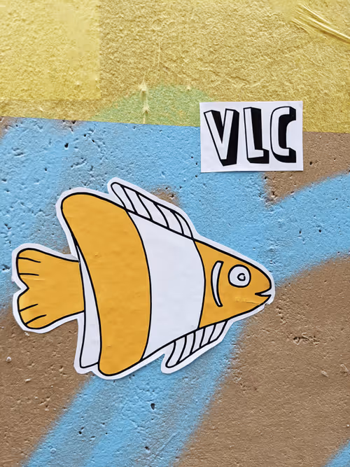 Item #74514486366930999863183303937488495413909095535195909856011804921591588978689 Media