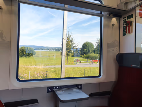 Item #51495804512083774134713259971290516847376141679955281321204744613315487989761 Media