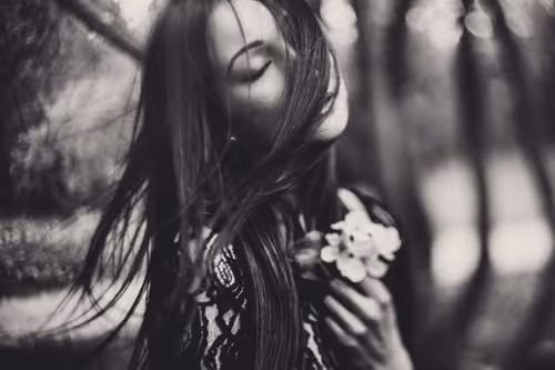 Item #113300456265572054290641269231913614430655375386256613734739386347883816026113 Media