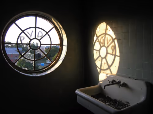 Item #4583203688154496710464576617550160289260541301864270714739251242834287656961 Media