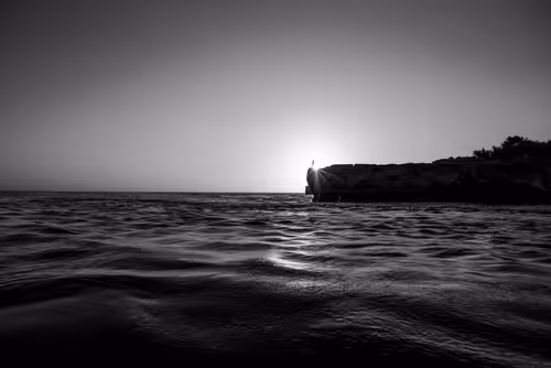 Item #84834639463328091260484975677994672960317612935287513554023817816648726872065 Media