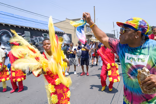 Item #52723320394616778036117287780572483102044091598855630984927915449191946518529 Media