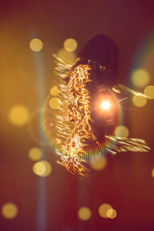 Item #40498021365110625873163859620955492987361950717153146364459205452941467058177 Media