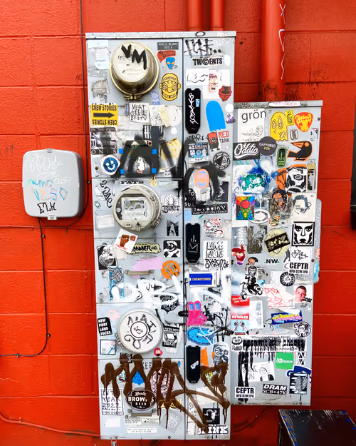 Item #62877161300640817826270810080393402347732449385772234160774648495478755295233 Media