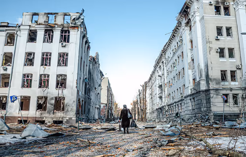 Item #5554232310831615582712539694976424972684584197060068009451055386055225114625 Media