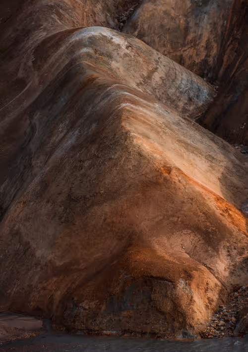 Item #37166292038875349810746612837735462118935835935702038300656537502694546341889 Media