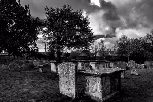 Item #95930744612989253264341458363878669706731092846429446161851759007044777017345 Media