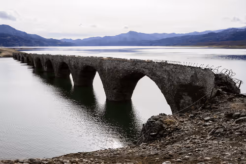 Item #48859137615643323655196029833503422829626660192385446551357751600748330745857 Media