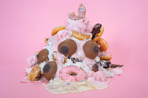 Item #113111140002140250973791650305229149446686531517167380726957978811752360443909 Media