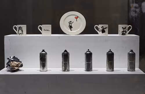 Item #55216672598840708961384749684848616551278129301068730357297170754711419093214 Media