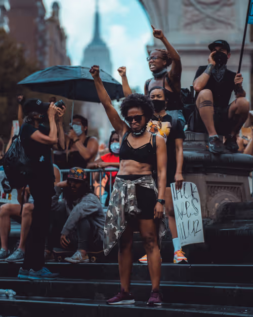 Item #44752229858710704547882990946217754742599991386574349955482480409315578478593 Media