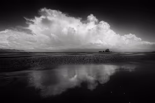 Item #108547290172068983727785202246252609350304201814617164826611776850111036915713 Media