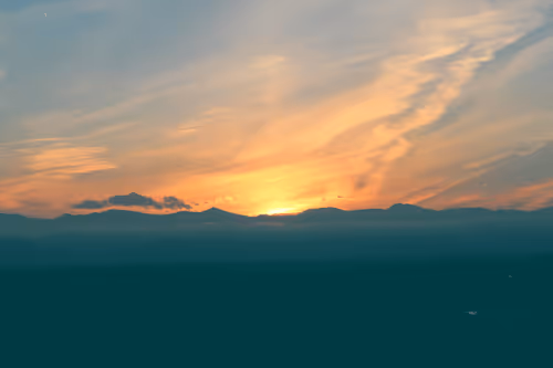 Item #42956466618878321387532578261577756492161920653755194423256676468122099646465 Media