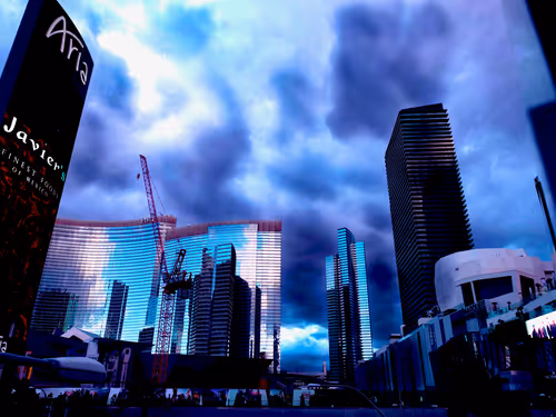 Item #4777953153526599569062198925190878774289520256553367647462911726961563795457 Media