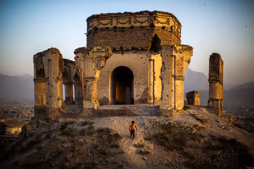 Item #5606426941725502535038272761259107725542531596447892324367451117750411329537 Media