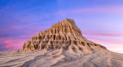 Item #5616953568499340907775711825497604278044637464082209410752742917625763332097 Media