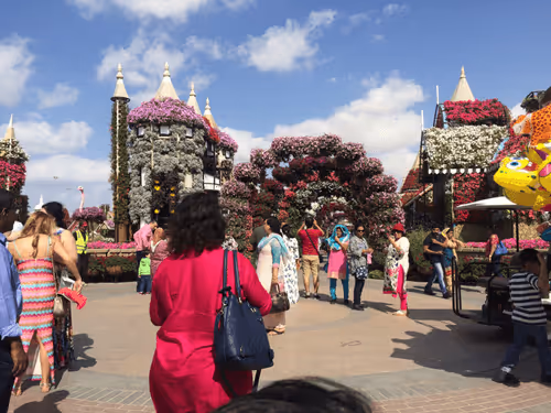 Item #13968726059347532090623550307795009463851395019365410599953871055439219754656 Media