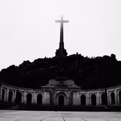 B&W Travels 4