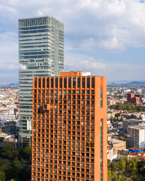 Item #96726591746174771022501478665295468653516508897085405319462931513589056405505 Media