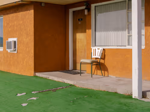 Item #77612435889549989959633814934000977317248207544468655990569008363198788665345 Media