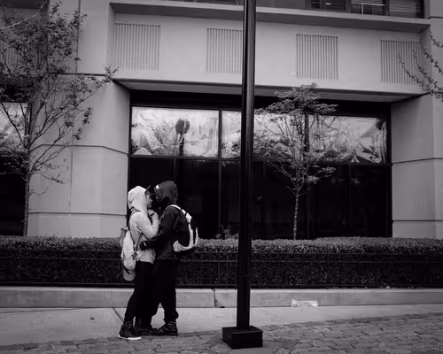 Item #85577260603030156602387291420022515893188258396529064293857949020552916107265 Media