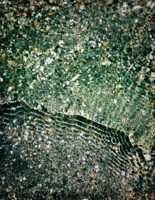 Item #47997866231761098572222981583558419550598521142276192134264462495944619851777 Media