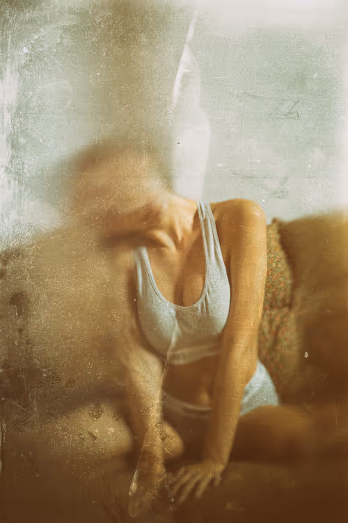 Item #109931125644720774743925664871075202306165972680174386762390863692917446279169 Media