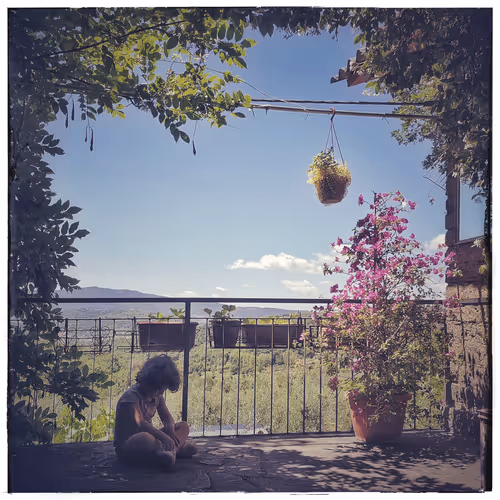 Item #115063816418514951154258762127288984100481774672699272562835740863741340680193 Media