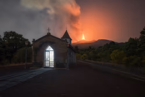 Item #29665505459776512063151611391641042533234332755845632920050768267460162355201 Media