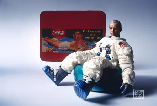 Item #90380672992202475239015169839091915844157024541880047458759325493457068228609 Media