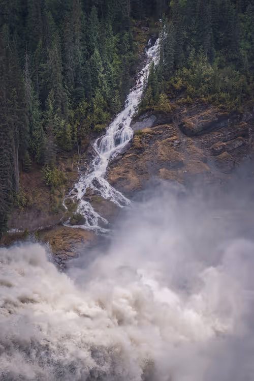 Item #11717075435639617062538583051799023982813876484308334407242089873387439521793 Media